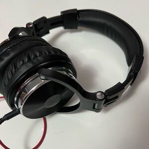 One Studio Headset